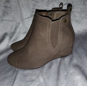 NWOT Ankle booties🍁🍁